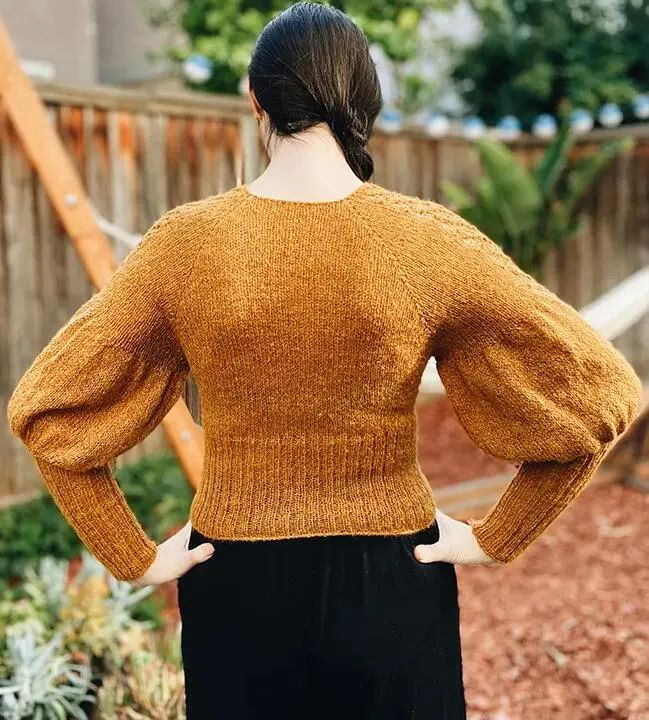 复古又时髦的羊腿袖毛衣就很适合你!|毛衣|复古_新浪新闻