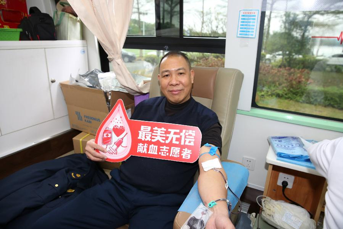 广清高速组织无偿献血活动|高速|志愿者|无偿献血_新浪新闻
