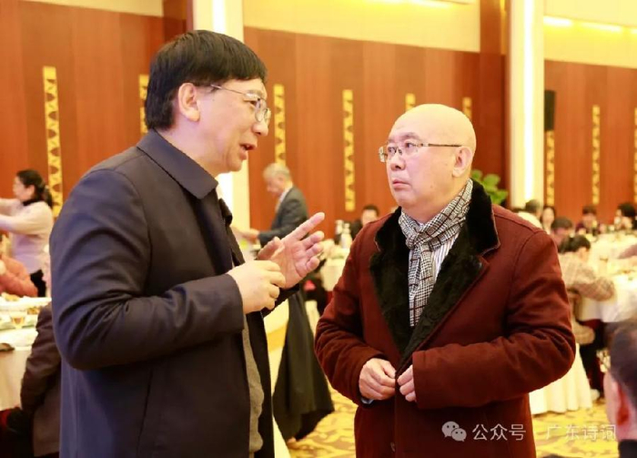 执行会长蔡瑞义,常务副会长陈美珠,副会长梁晗曦,岭南诗社社长张汉松