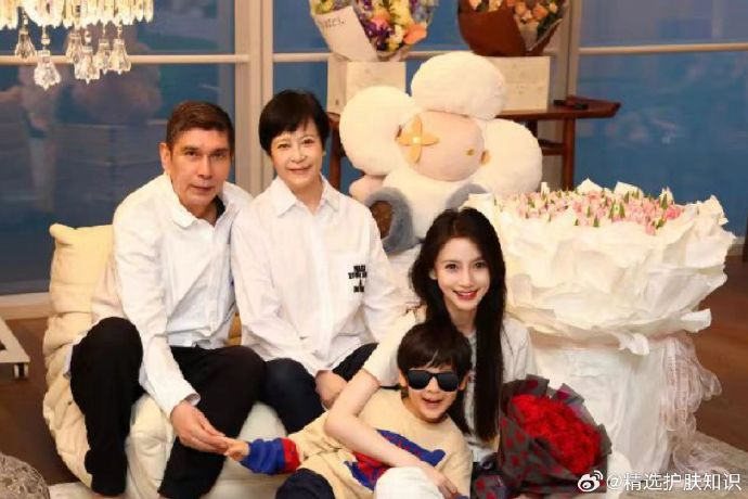 angelababy|黄晓明_新浪新闻