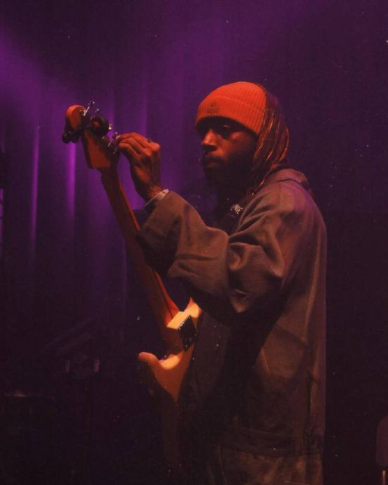 6lack 分享在瑞典斯特哥尔摩的演出之旅|哥尔|斯特|瑞典_新浪新闻