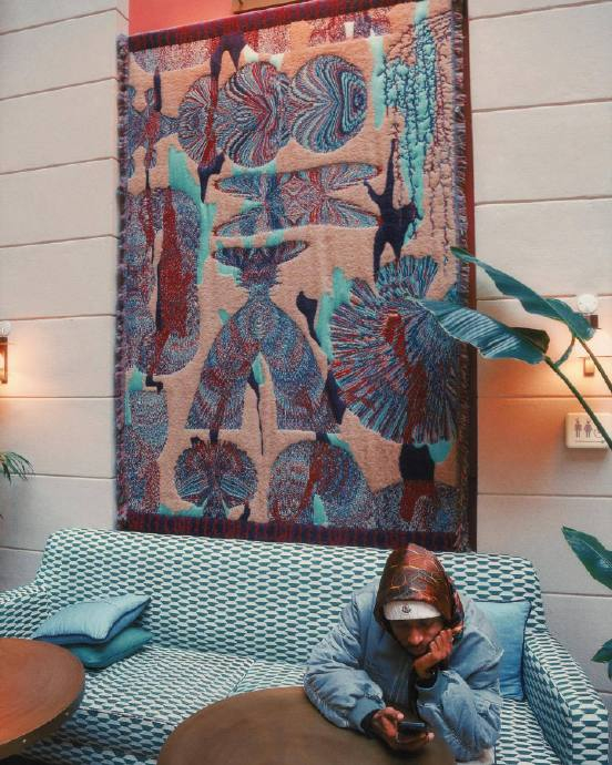 6lack 分享在瑞典斯特哥尔摩的演出之旅|哥尔|斯特|瑞典_新浪新闻