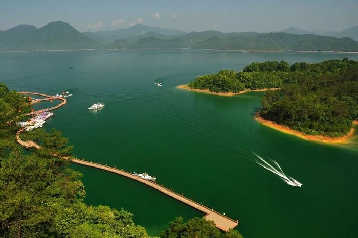 黄山太平湖岛屿图片