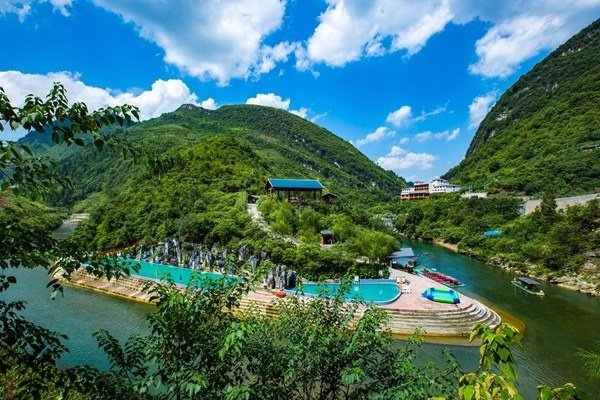 遵义桐梓:"村晚"点燃旅游 文艺唤醒大山|童谣|"谣"唱乡村振兴|遵义市