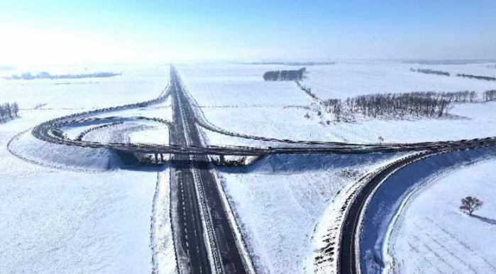 进一步打通南下出省大通道黑龙江这三条高速公路正式交工通车