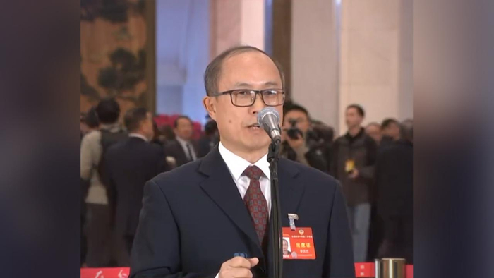 李庆忠:可以没有视力,不能没有眼光,心中有光,脚下有路_手机新浪网