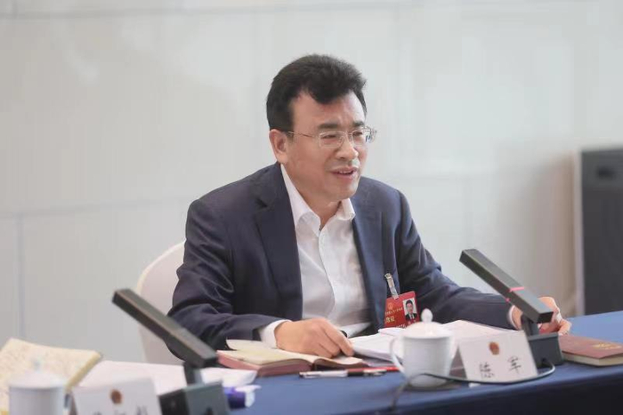 全国人大代表陈军:打通"知产"变"资产"关卡,让科技成果迈出"实验室