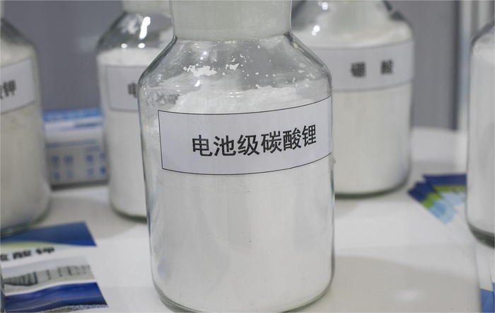 碳酸锂期货结束"八连涨"|碳酸锂|期货|锂_新浪新闻