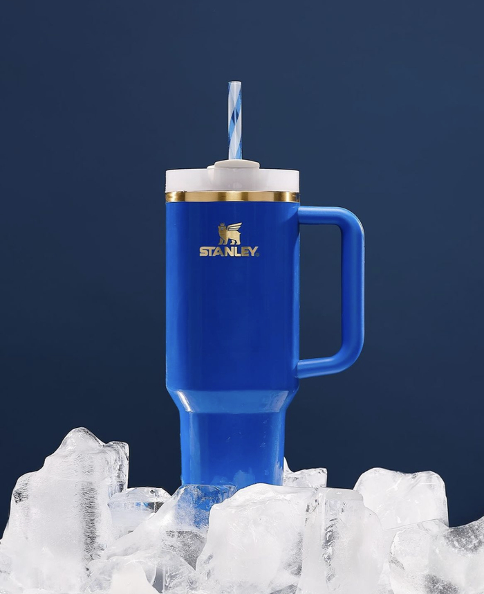 席卷全美的保温杯stanley又一场史诗级的女性营销