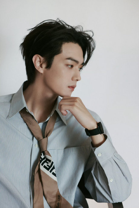 许凯29岁生日碎片来了,生日快乐,这几张也太帅了吧!