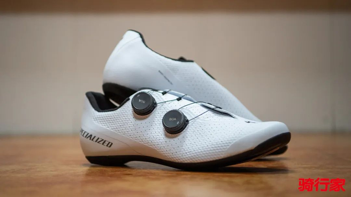鞋柜里永远少双小白鞋 specialized torch 3.