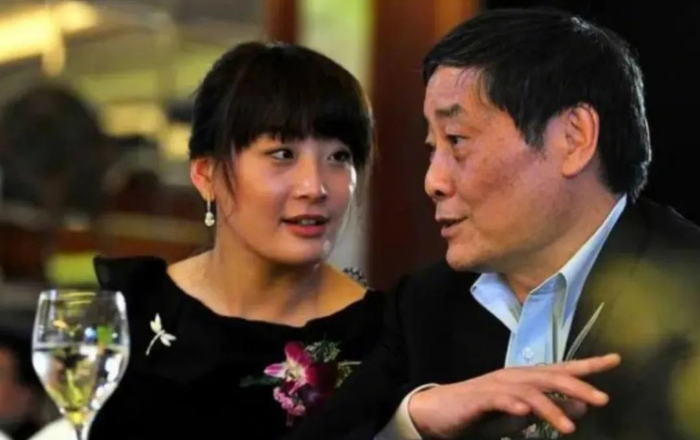 宗馥莉不结婚的秘密,果然和宗庆后有关|宗馥莉|父亲|宗庆后_新浪新闻