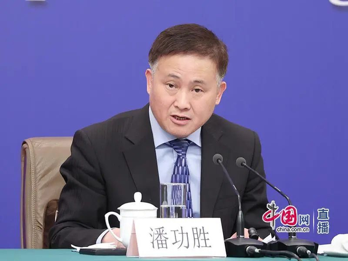 ▲中国人民银行行长潘功胜（图片来源：中国网）