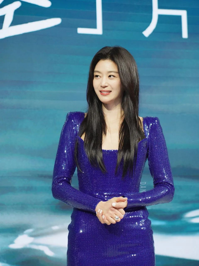 我发现素颜好看的人都有1个共同点|素颜|全智贤_新浪新闻