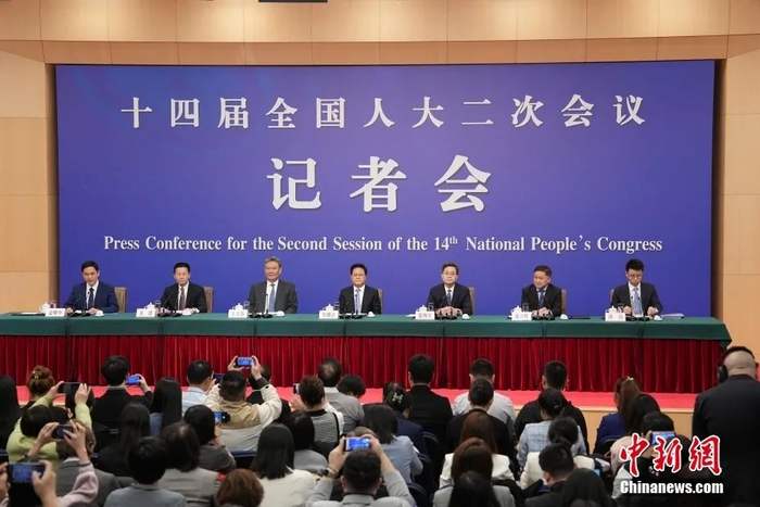 中新社记者 杨华峰 摄