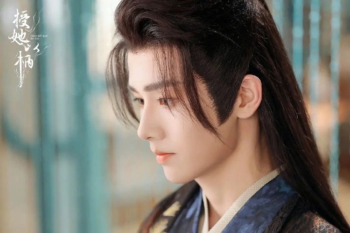 《授她以柄》是李菲出演的第十五部短剧……|李菲儿|爆款|王宇|救女|古装_新浪新闻