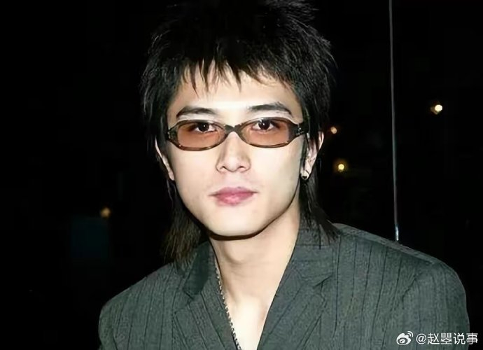 邱泽,一位集英勇与魅力于一身的男子汉……|邱泽|杨丞琳|陈乔恩_新浪