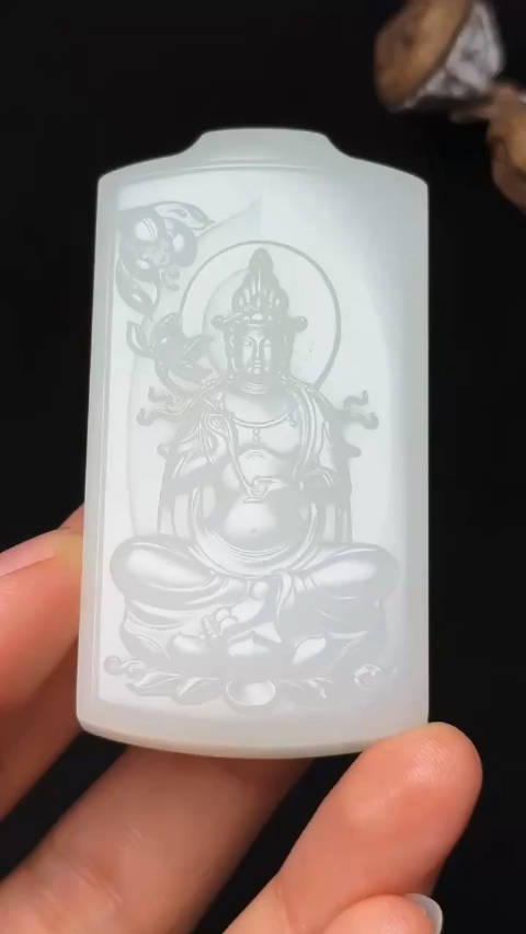 和田玉观音牌细度过灯