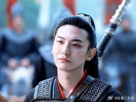 "少年应有鸿鹄志,当骑骏马踏平川" 恭迎常将军~ 王瑞昌