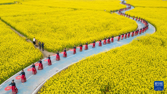 多彩活动迎三八