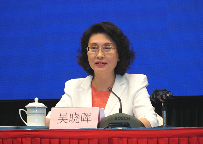 对话全国人大代表广东江门市长吴晓晖在江门只要架起摄像机就能拍大片
