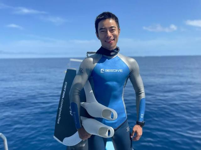 潘可涵的自由潜水梦|自由潜水_新浪新闻