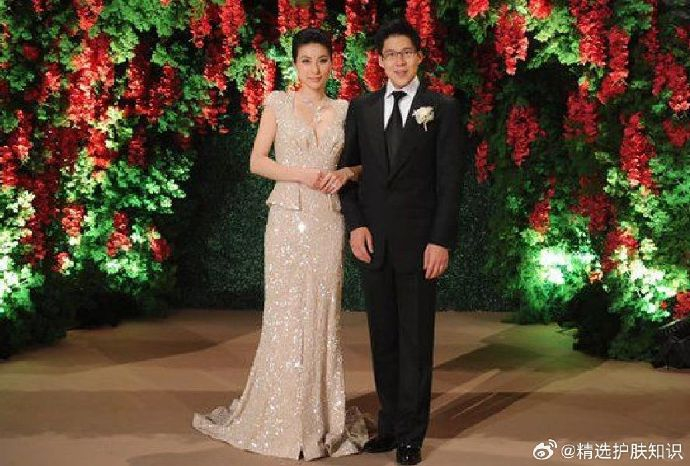 霍启刚郭晶晶婚礼……|郭晶晶|霍启刚|婚礼_新浪新闻
