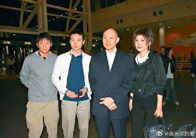 百亿阔少聚会……|陈琪琪|阔少|霍震寰_新浪新闻