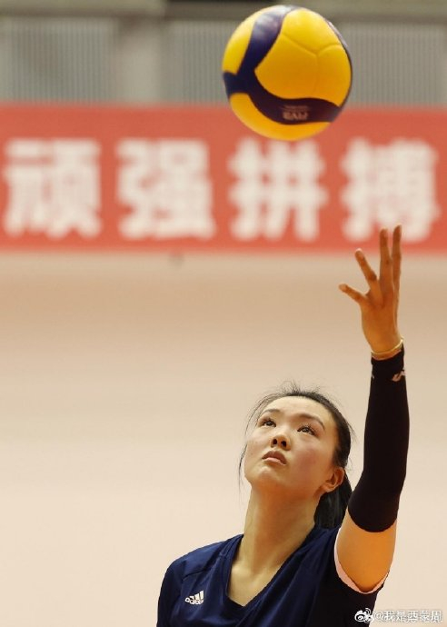 朱婷出国打球有原因,被蔡斌放弃,张常宁已完美取代|朱婷|国家队|女排