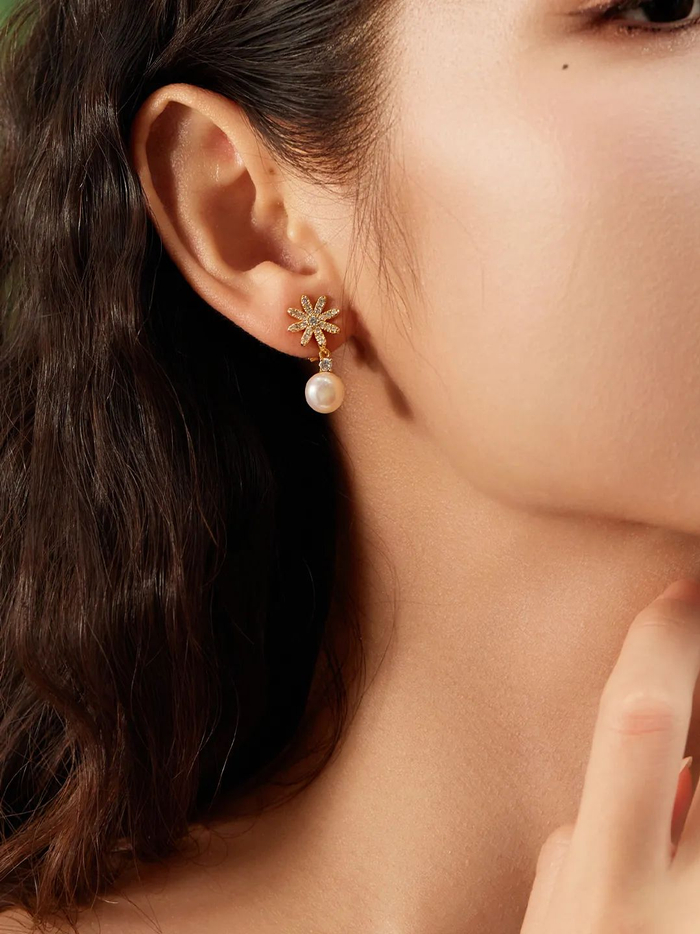 一周不重样,无耳洞也能戴的珍珠耳夹,优雅天成|淡水珍珠_新浪新闻