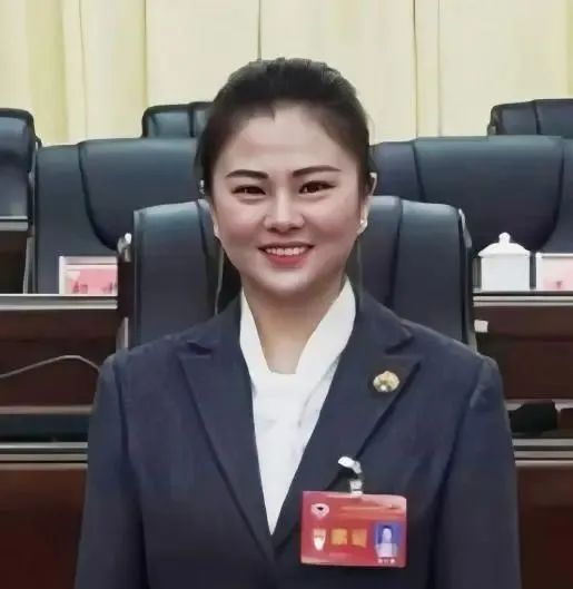 代表委员和中小企业共话海量快递包装怎么办