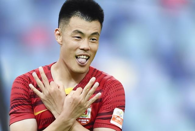 35岁谭龙无缘国足:是扬科维奇最大爱将!|谭龙|国足|扬科维奇_新浪新闻