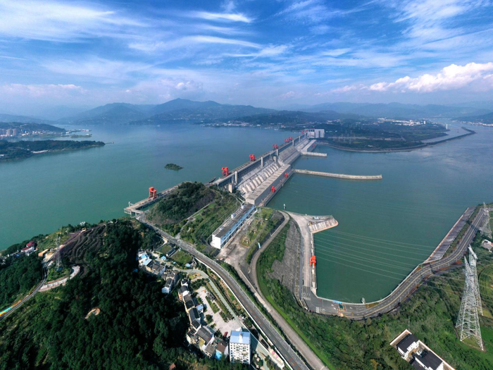 湖北代表团开放团组会议发言频现"三峡元素"__财经头条