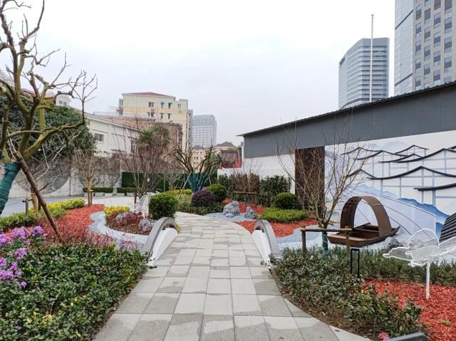 出门见绿上海长宁家门口的口袋公园正式开放