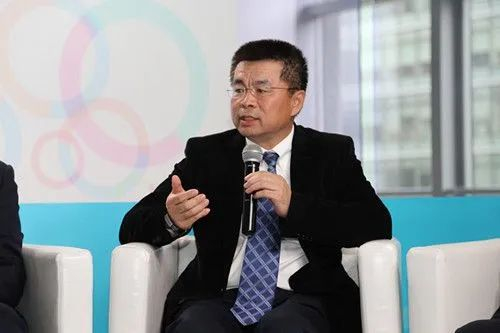 季加孚主任