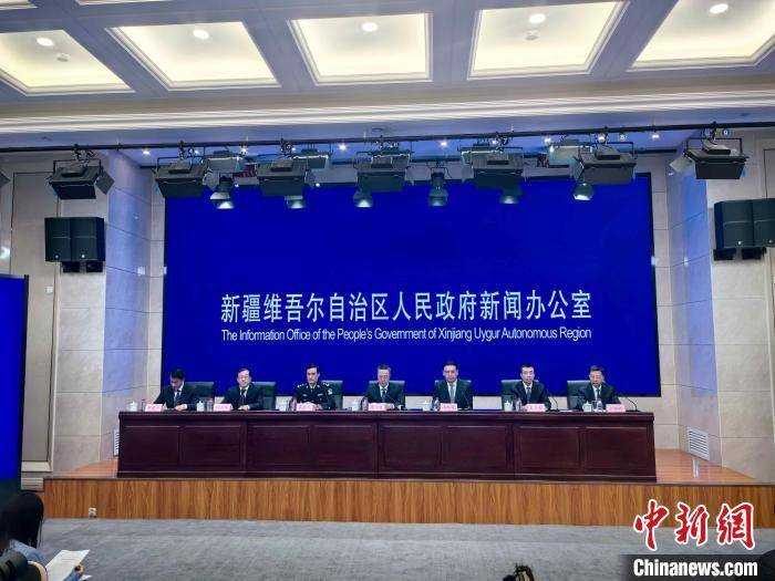 新疆首次将"爱眼护齿"列入民生实事|新疆|海拉提_新浪新闻