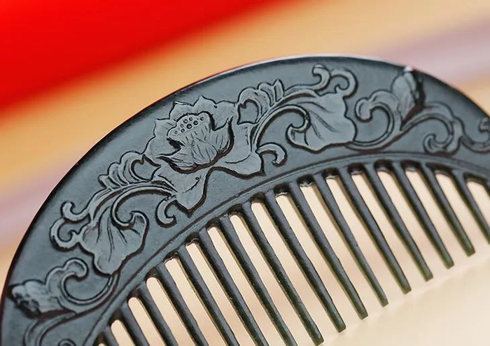 一把青玉梳,承载她的浪漫情愫|欧阳修_新浪新闻