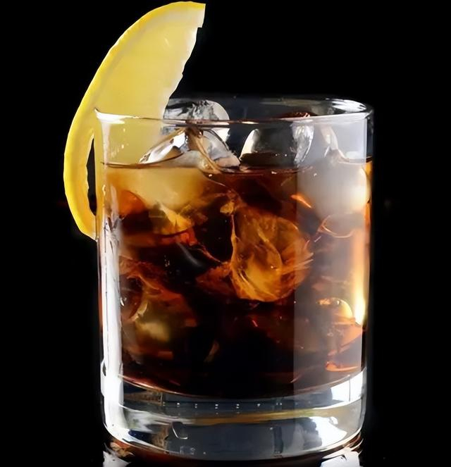 西部牛仔的醉瞬间是波本威士忌中的玩味时刻