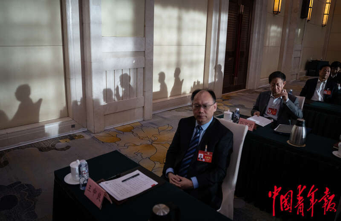 关注青少年心理健康|心理健康|北京市|李峥_新浪新闻