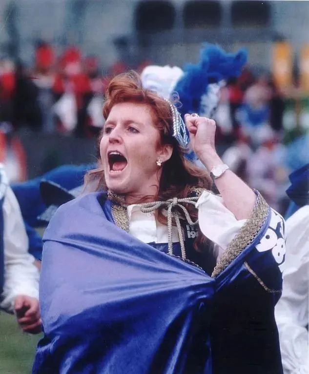 波拉德和莱斯·道森)到2004年,爱德华的ardent公司拖欠股东50万英镑