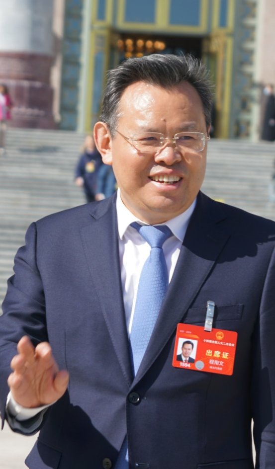 武汉市市长程用文一年有30万大学生留在武汉工作