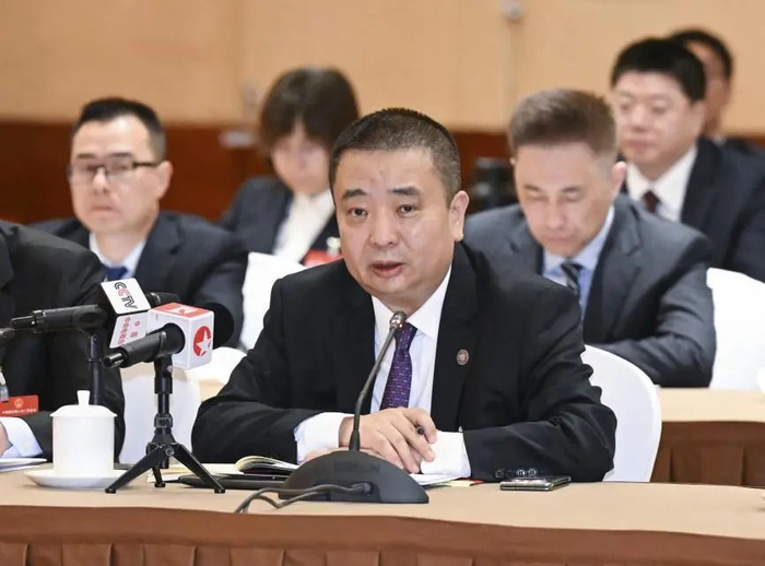 金力校长