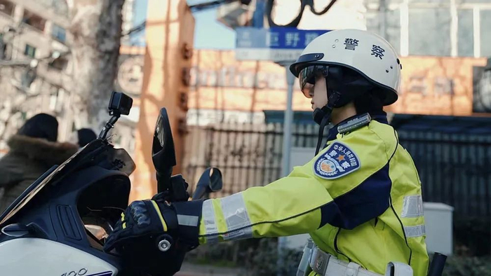 特稿明珠塔下的明珠