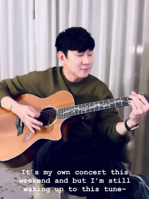 林俊杰吉他弹唱霉霉的lovestory伟大的渺小