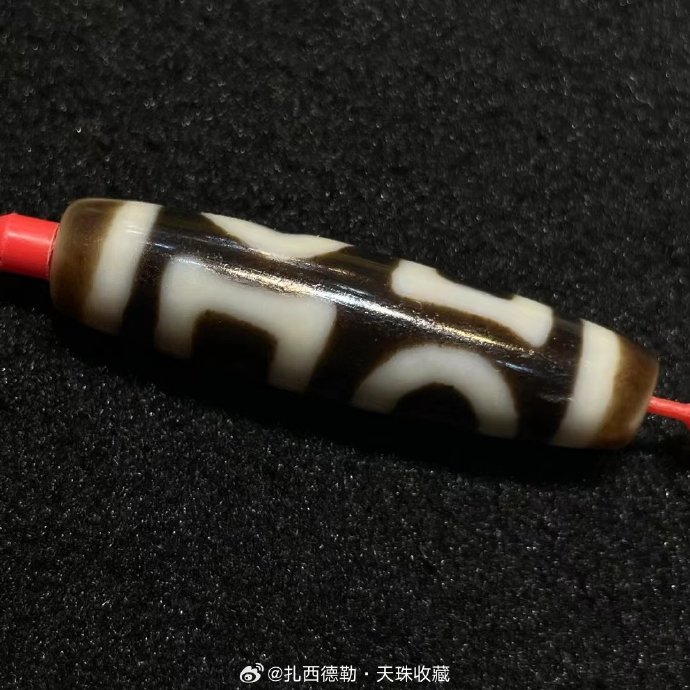 双天地天珠,12.5x42mm左右,品相完美,风化细腻,包浆油润……_新浪新闻