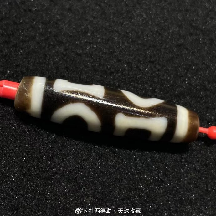 双天地天珠,12.5x42mm左右,品相完美,风化细腻,包浆油润……_新浪新闻