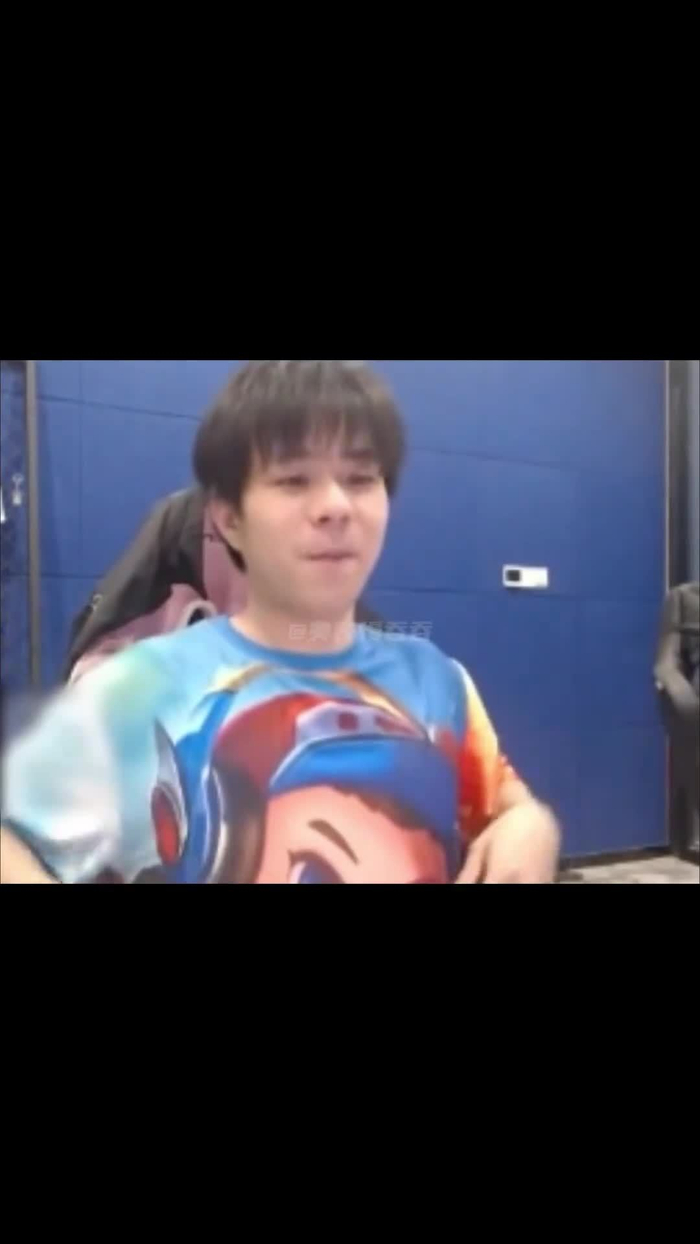 俺们kpl也有自己的上班恶心穿搭衣服反穿叫傲寒