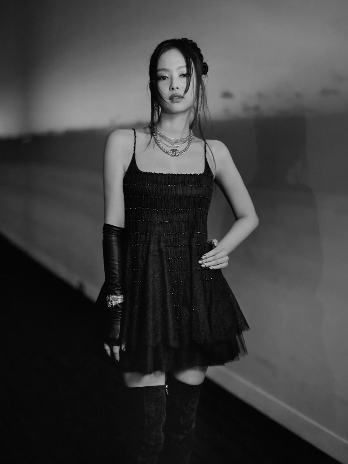 爆米花 | jennie穿迷你裙看秀,miu miu请71岁阿姨走秀,泰国顶流mai也