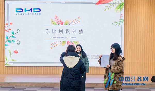 冬训邂逅女神节芳香四溢满芳华东台高新区开展三八妇女节系列主题活动