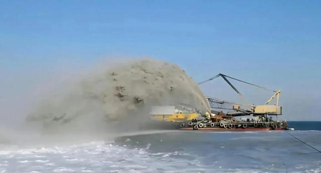 动真格大陆挖泥船抵达金门厦门港迎发展机遇台当局无可奈何